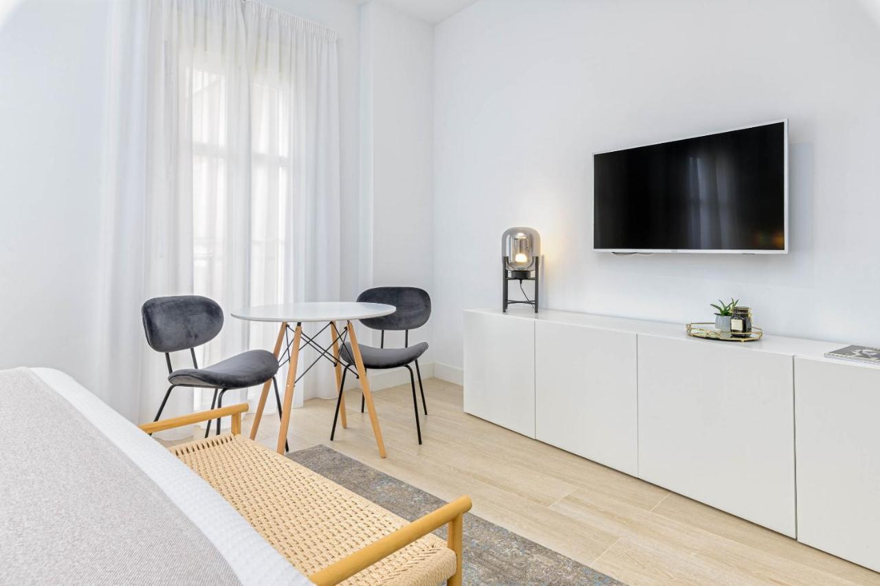 Iloftmalaga Studio Apartments Ngoại thất bức ảnh